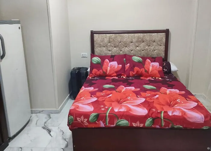 Fully Furnished With Services And Amenities Close To The Apartment